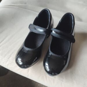 Classic Black Tap Shoes Size 12.5